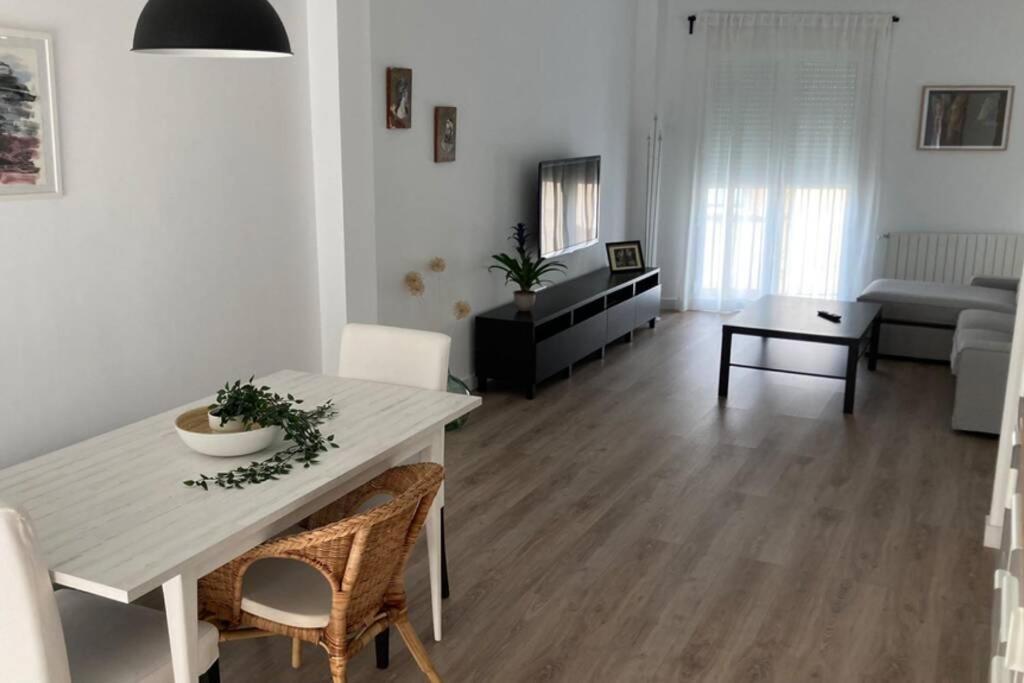 Piso Nuevo, Centrico Y Tranquilo Apartment Bullas Exterior photo